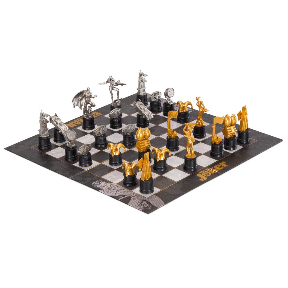 Noble Collection - Batman vs. The Joker  DC Comics Chess Set (PRE-ORDER JULY 2026)