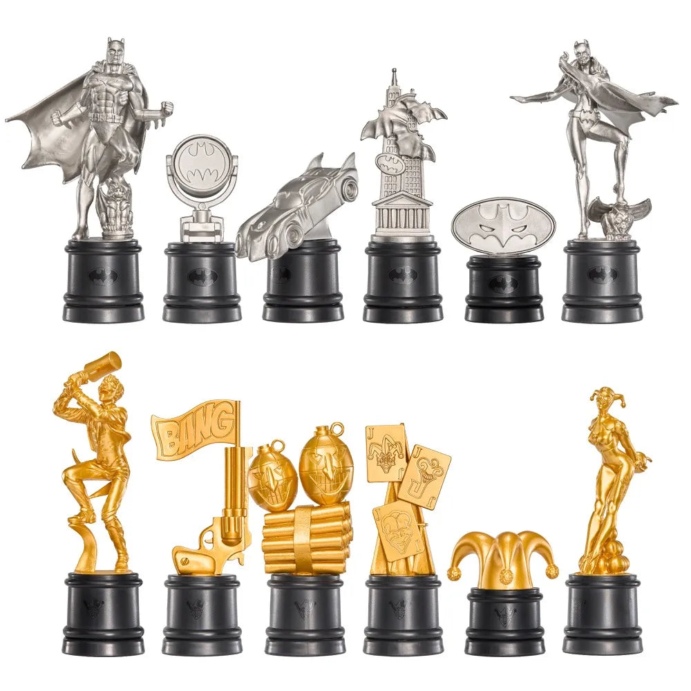 Noble Collection - Batman vs. The Joker  DC Comics Chess Set (PRE-ORDER JULY 2026)
