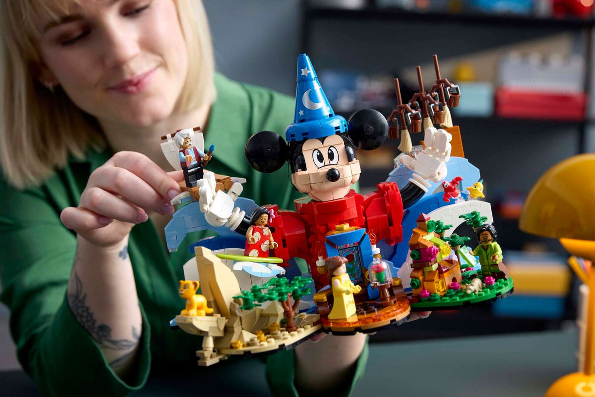 LEGO Ideas - Magic of Disney #21352 (RETIRED)