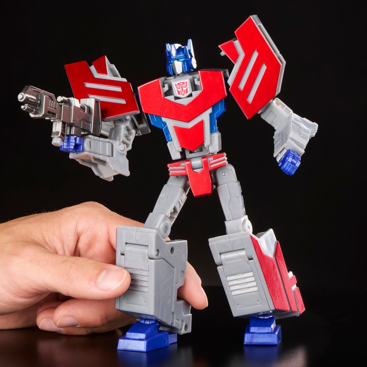Transformers Icons - Voyager Class - Autobot Optimus Prime  - Action Figure