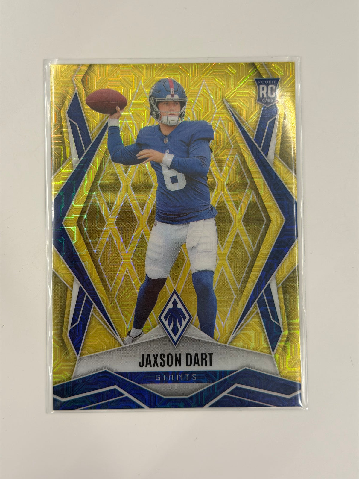 2025 Panini Phoenix - Jaxson Dart #200 - Rookie Yellow Mojo /35 - Raw Ungraded Card
