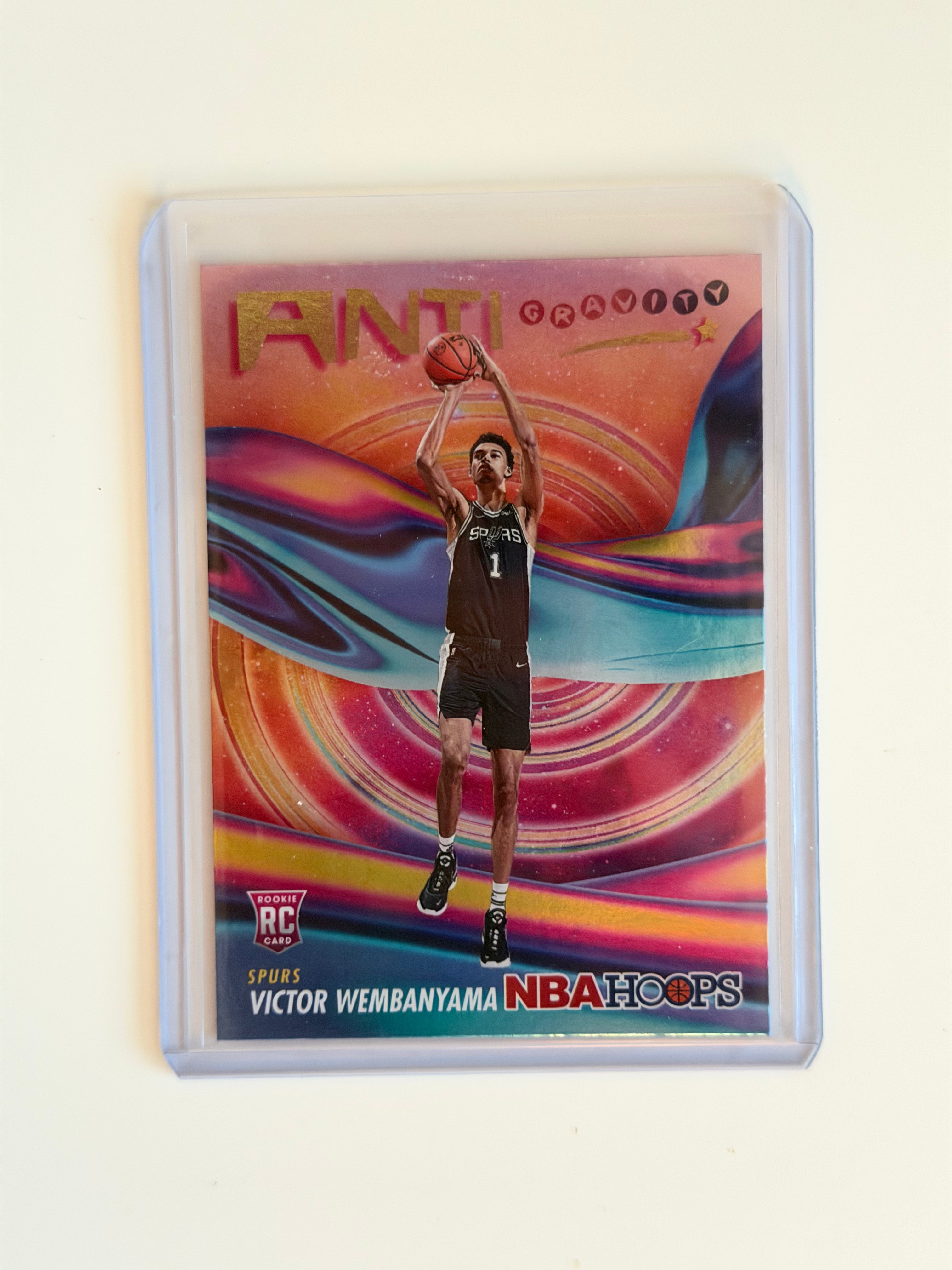 2023-24 Panini - Victor Wembanyama - HOLO NBA Hoops #15 - Anti-Gravity Rookie - Raw Ungraded Card