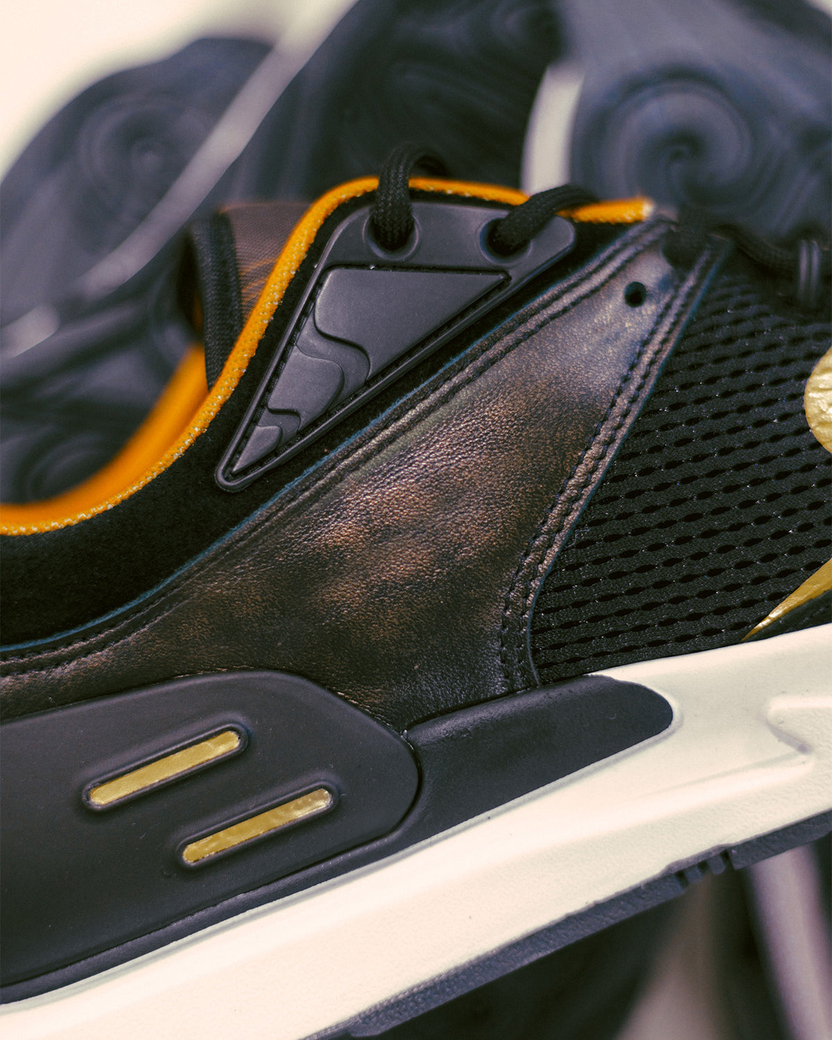 SoleSavy SS4 MGLE Sneaker (SAMPLE PAIRS) Made in the USA