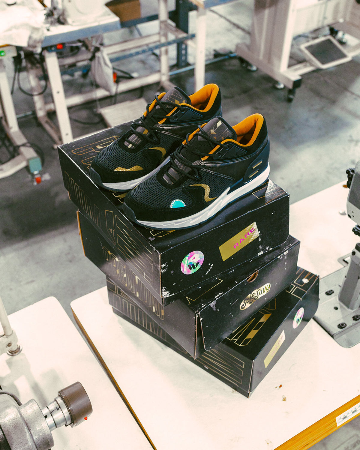 SoleSavy SS4 MGLE Sneaker (SAMPLE PAIRS) Made in the USA