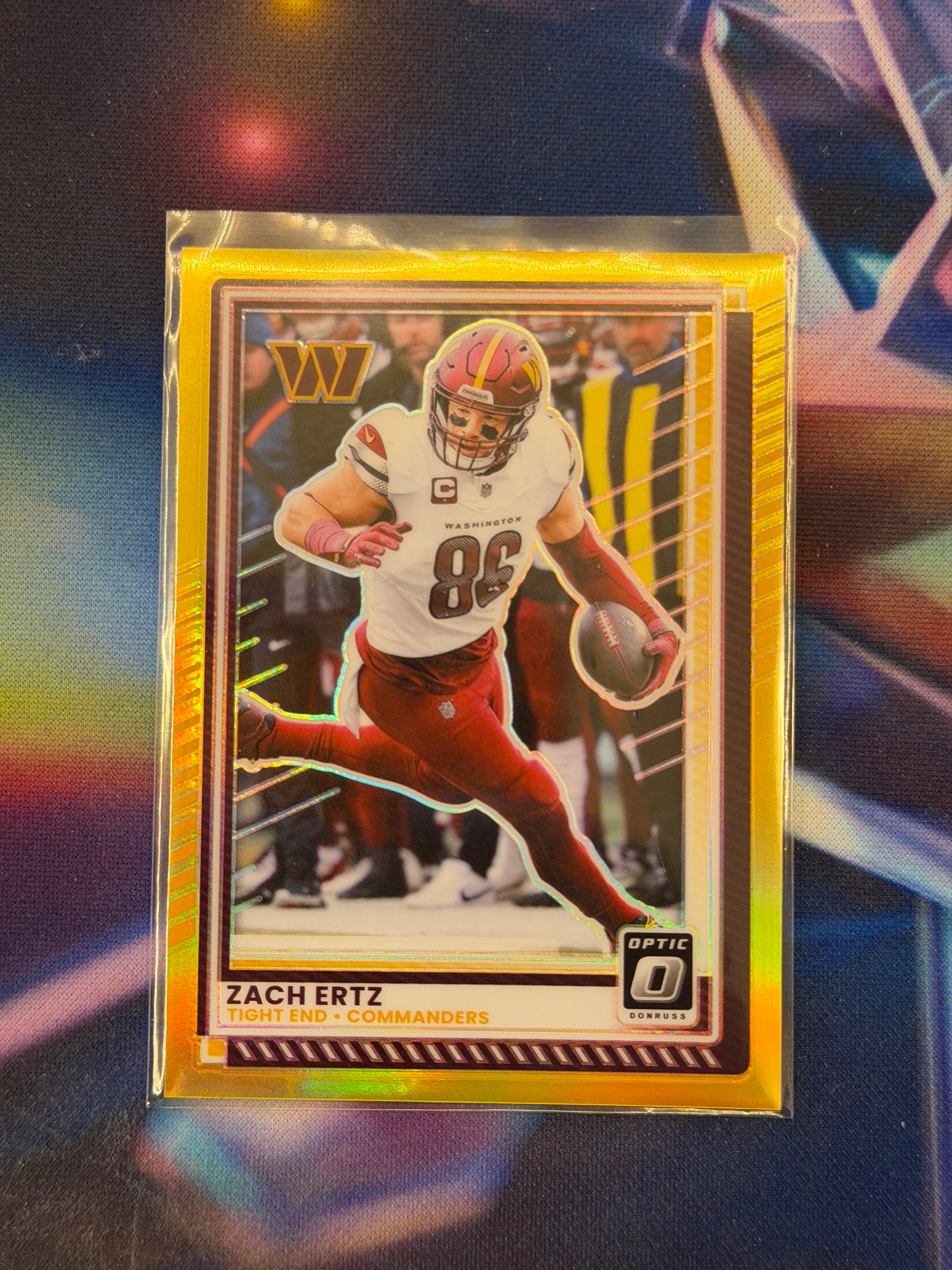 2025 NFL Panini Donruss Optic - Zach Ertz Gold Prizm Limited to /10 - Commanders - Raw Ungraded Card