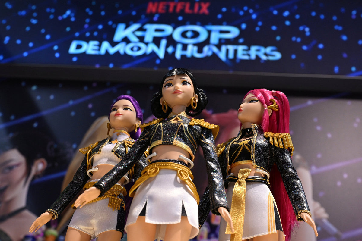 Mattel - KPOP Demon Hunters - Singing Doll Figures - Complete Set of 3 (Zoey, Mira, Rumi)