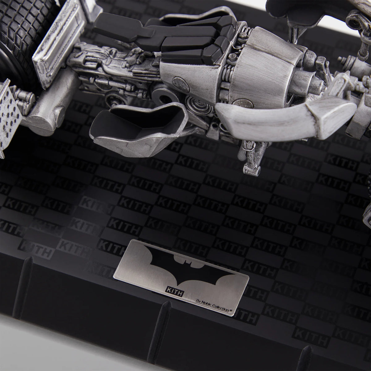BATMAN x KITH FOR THE NOBLE COLLECTION BATPOD - BLACK