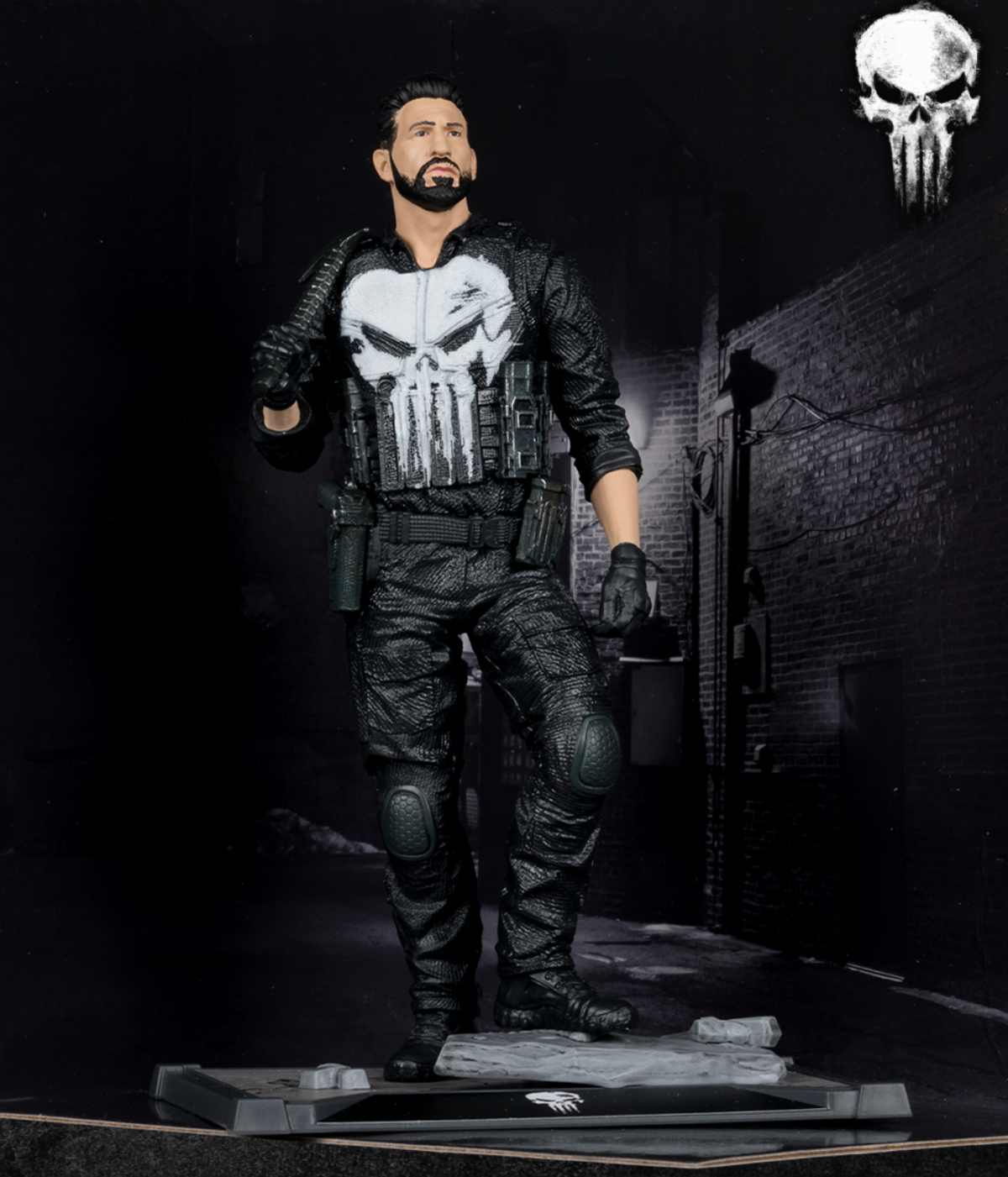 McFarlane - The Punisher - 1:10 Scale Posted Figure with Scene