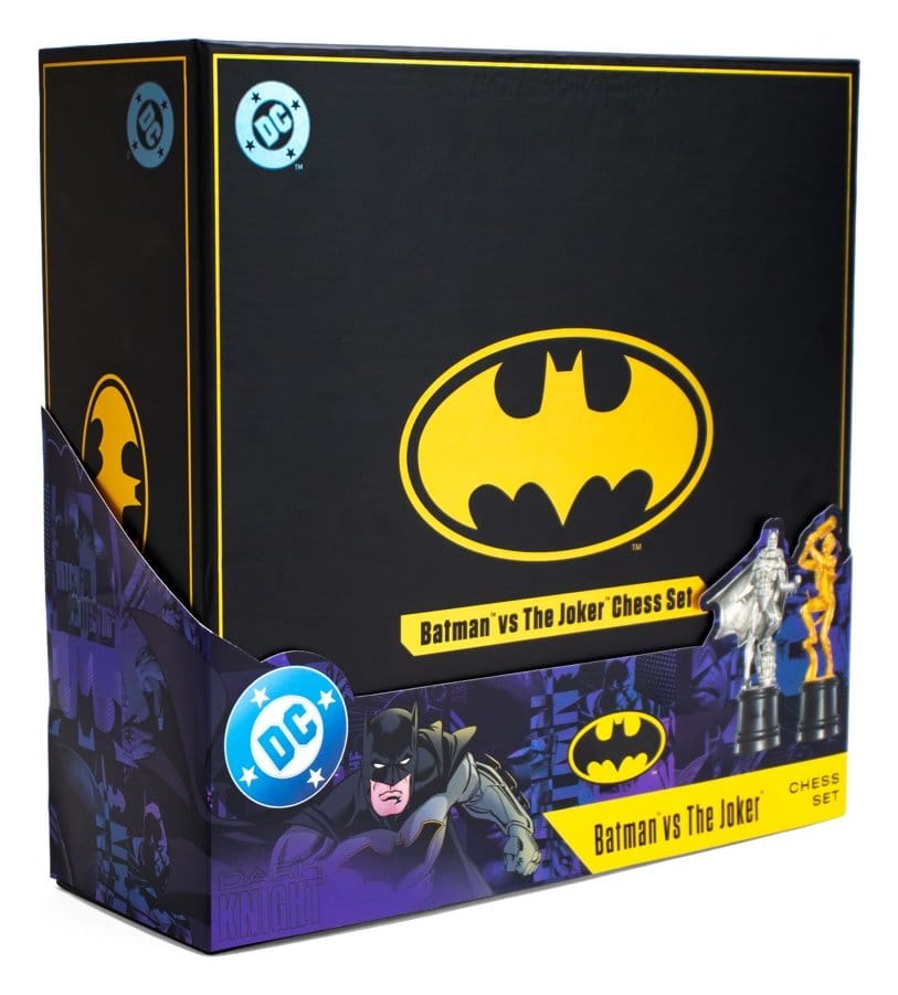 Noble Collection - Batman vs. The Joker  DC Comics Chess Set (PRE-ORDER JULY 2026)