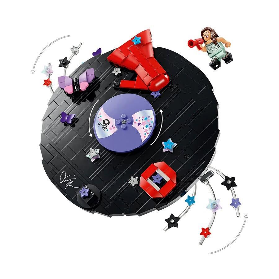 LEGO Editions - Olivia Rodrigo Vinyl Record - 43028 (PRE-ORDER AUG 1, 2026)