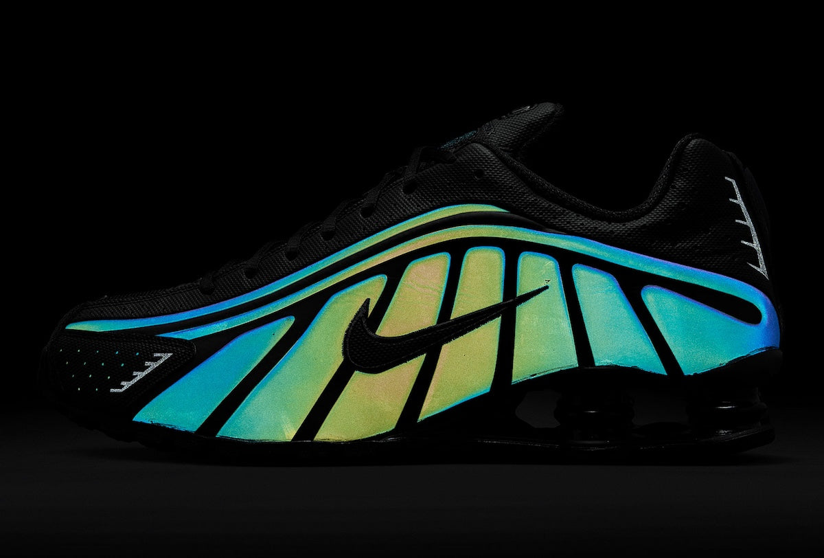 Nike Shox R4 Iridescent "Black'Seaweed" - Special Box - IM6596-001
