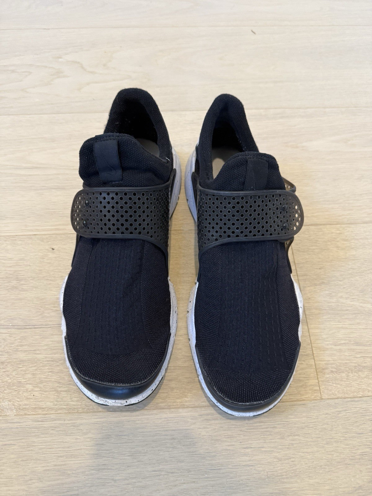 Nike Sock Dart SE Black Men's Sneakers - US Size 11 - Pre Owned