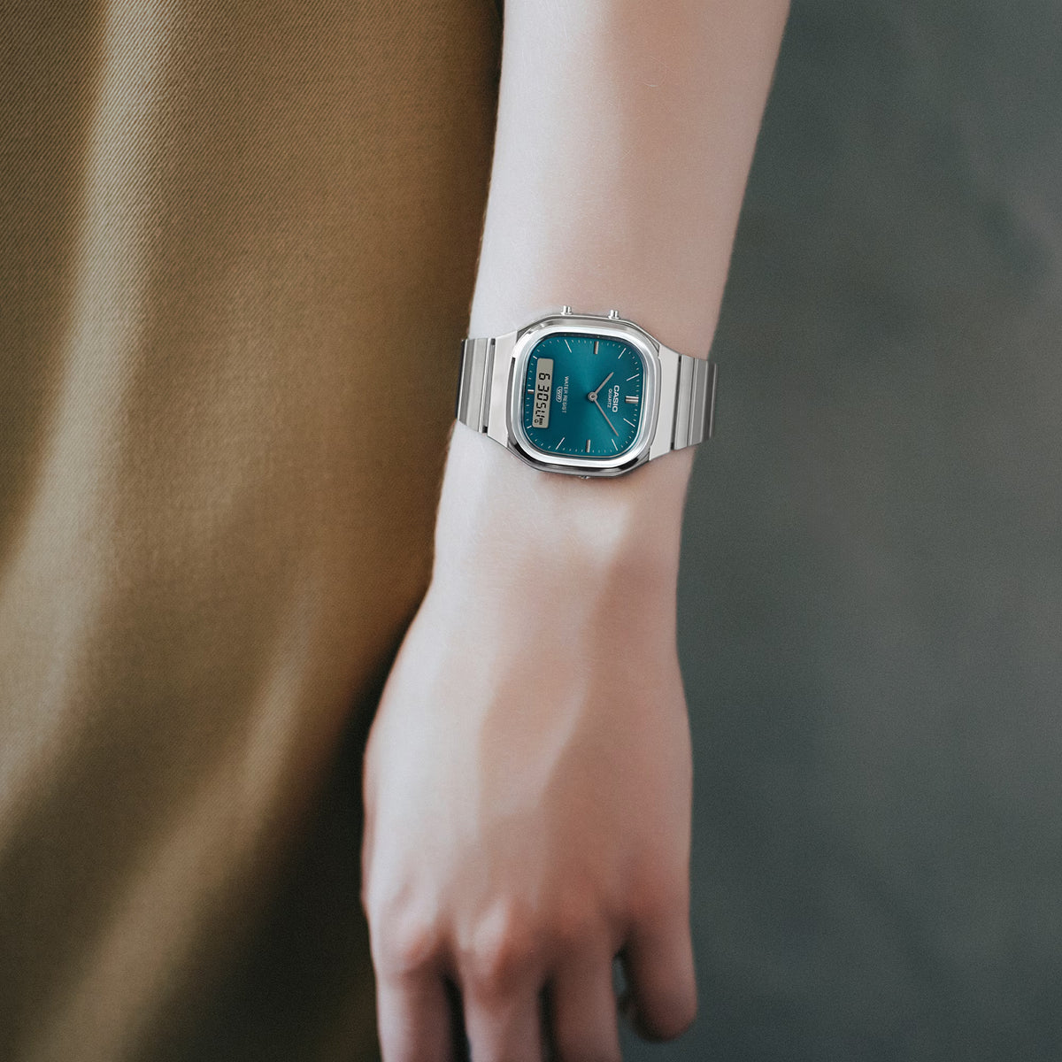 Casio AQ-240E-3A Analog-Digital Watch